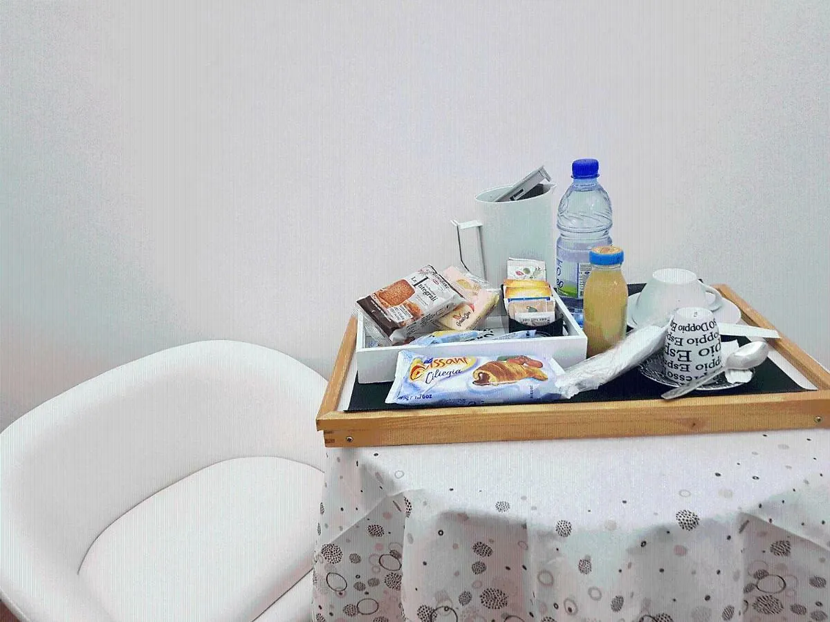 Rooms2Rent Reggio Calabria 0*,